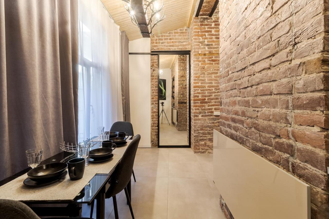 Lesi Apartment With Terrace Lviv Buitenkant foto